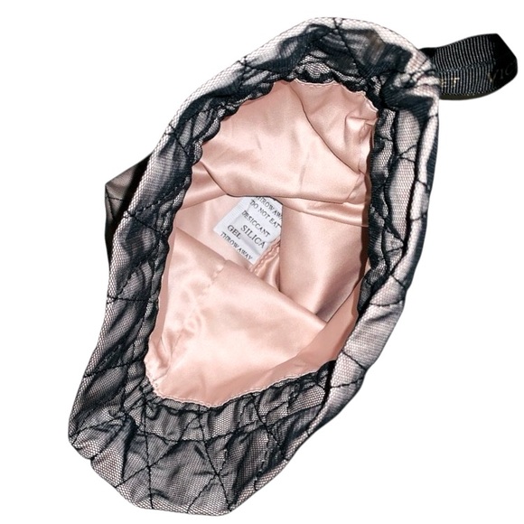 Victoria's Secret Drawstring Pouch Bag - NWT. - Picture 3 of 5